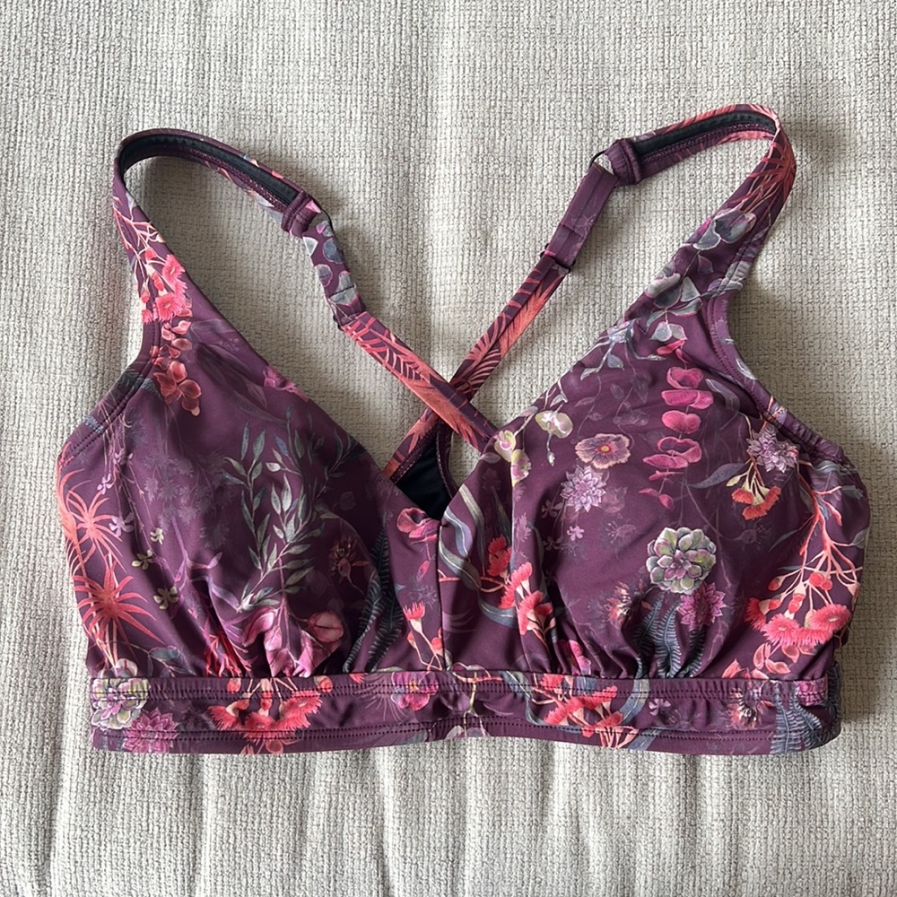 Title Nine - Phenom Underwire Bikini Top - Botanique, Rich Fig, 32-D